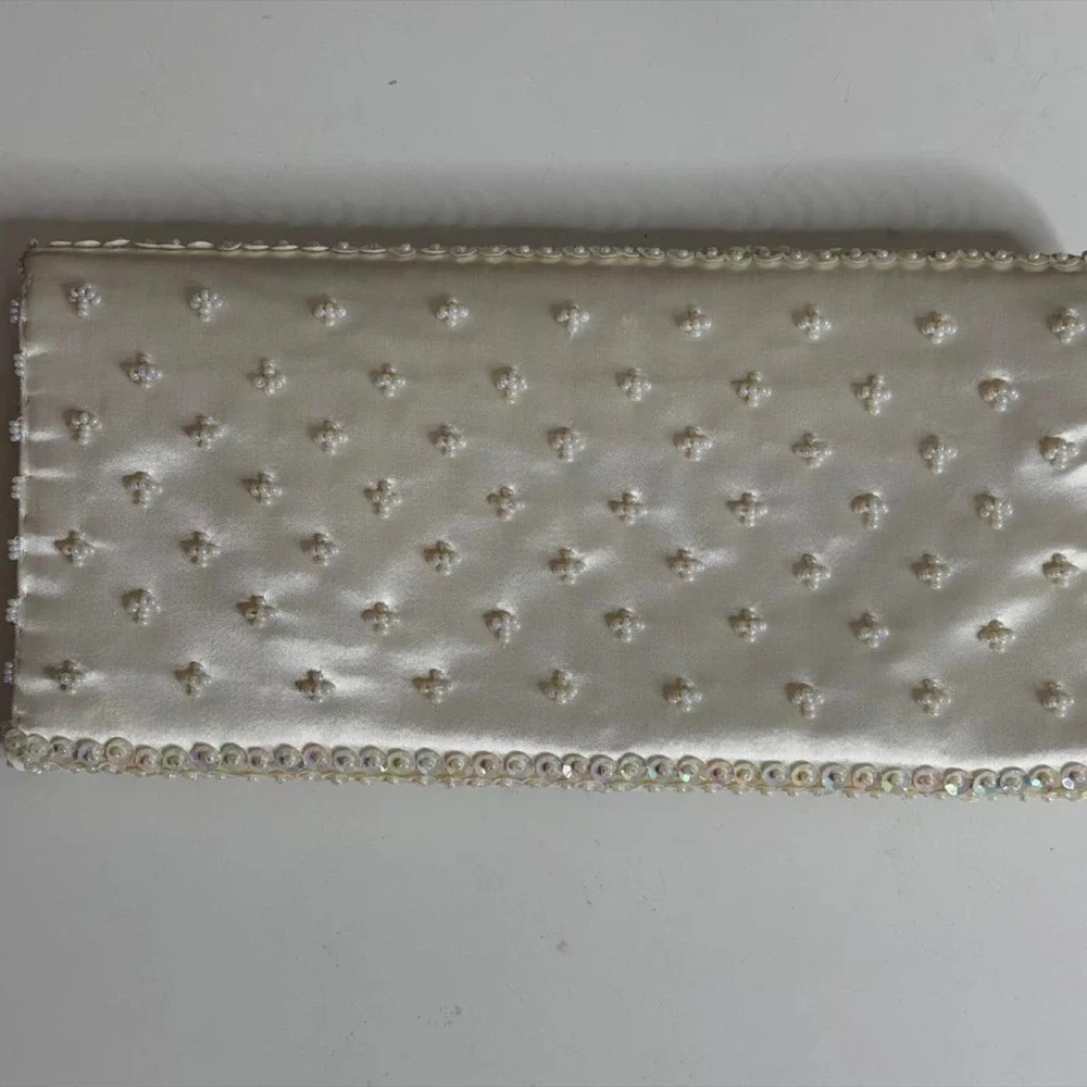 Vintage Ivory Beaded Sequin Clutch • Bridal Wedding Evening Bag • Coquette